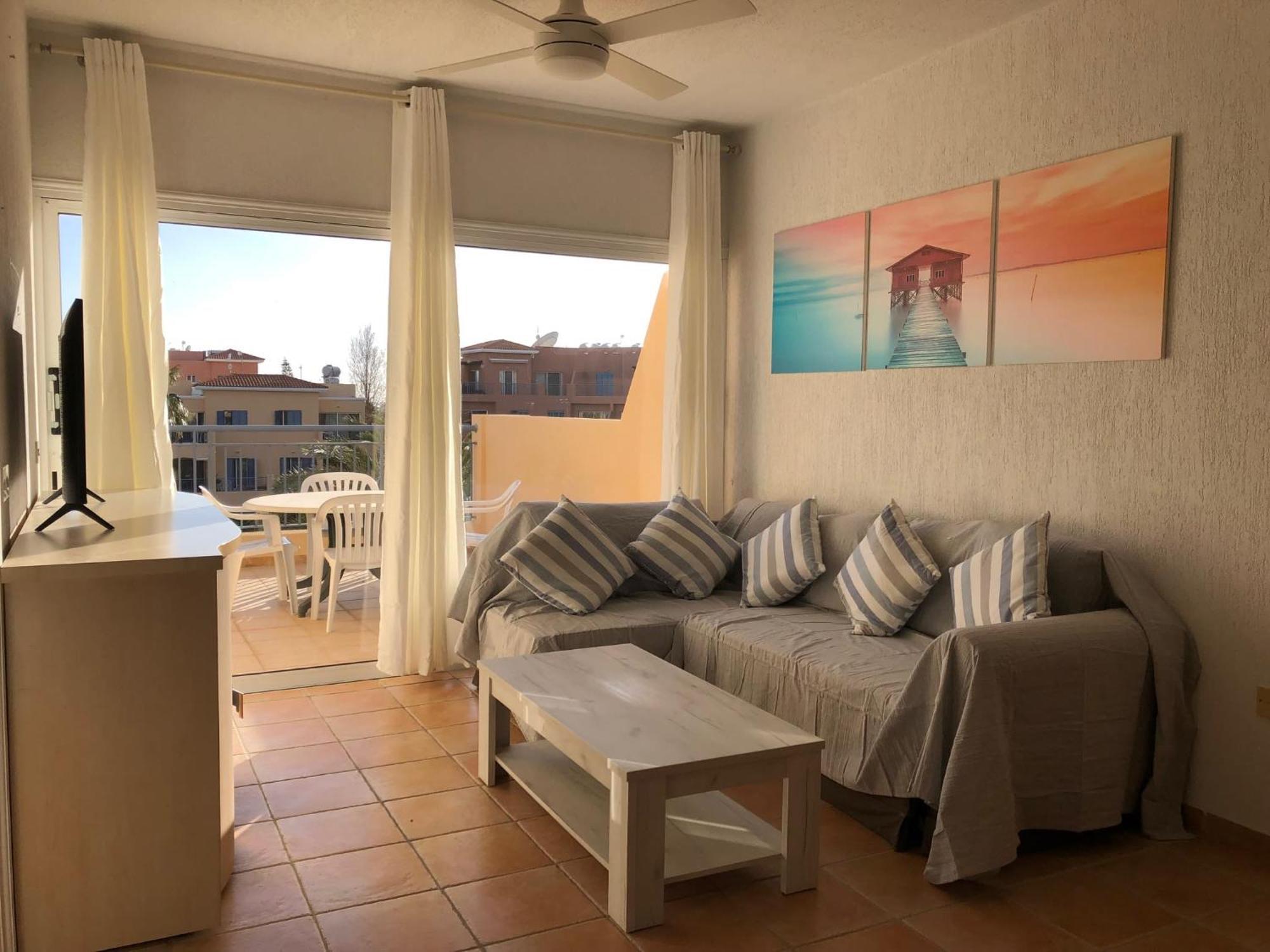 Limnaria Gardens - 1 Bedroom, Sunny Apartment With Stunning Pool Views Пафос Екстер'єр фото